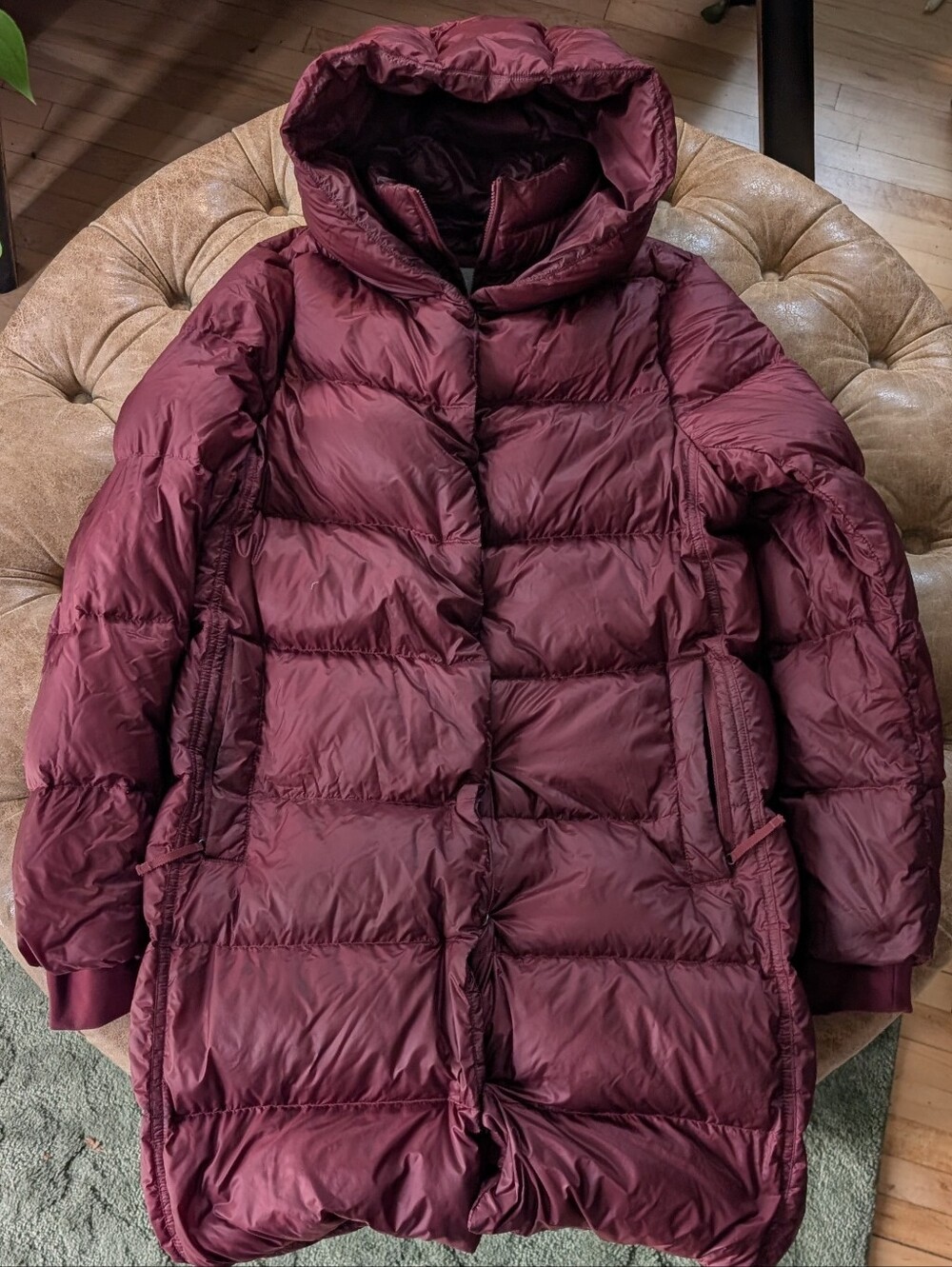 Athleta Lofty Down Puffer Parka Burgundy Women Size Small Winter Coat See Photos